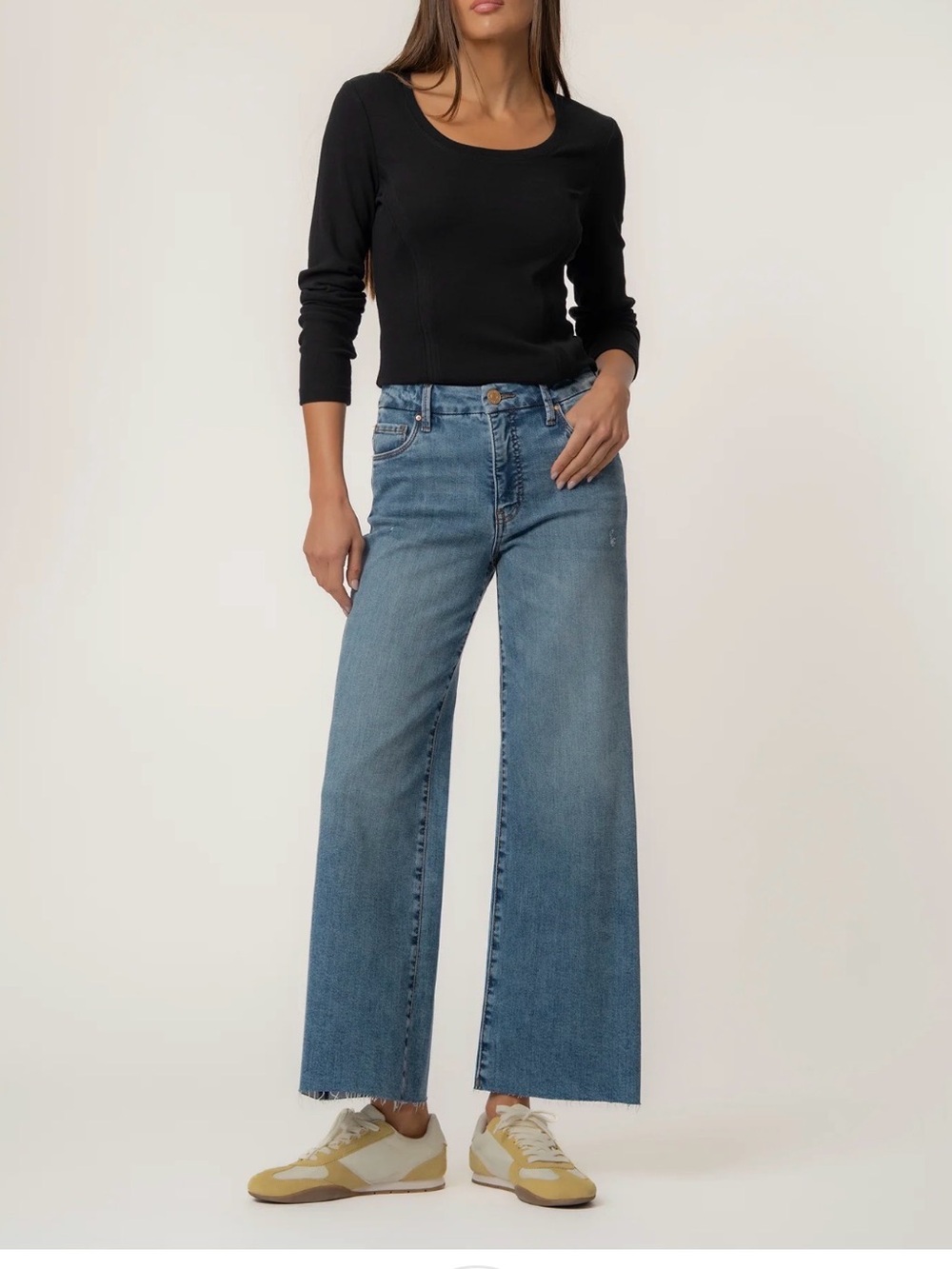 Meg High Rise Wide Leg in Regent Wash size 0